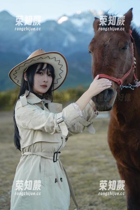 浅安安 看!浅安安的温柔写真,图片里的她好像在说‘来,我给你一个拥抱!’
