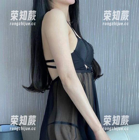 微密圈 - 深入牛奶里的果汁的世界：在线镂空资源的奇妙旅程