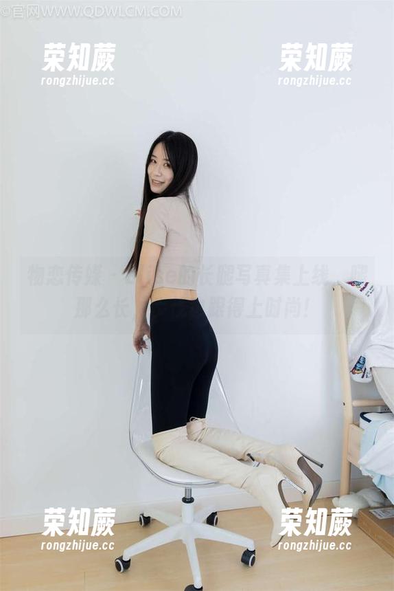 物恋传媒-elise 物恋传媒 - Elise的长腿写真集上线,腿那么长,步伐也跟得上时尚!