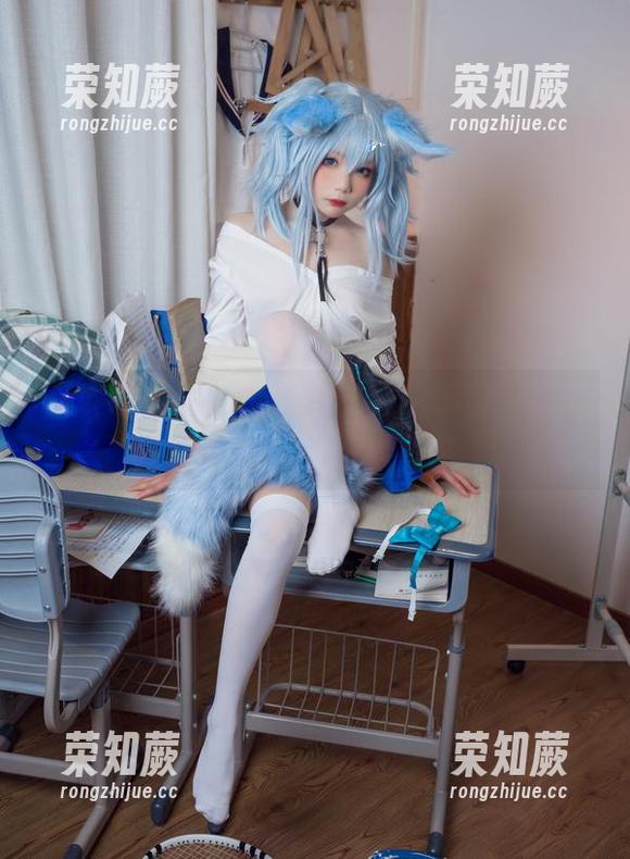 王胖胖u 王胖胖u的连体衣在线:看这美图,怎么感觉就像秋天的下午?