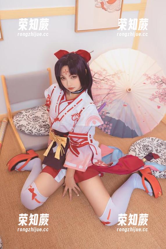 神楽坂真冬 神楽坂真冬的JK:狗粮满满的冬季cos合集!