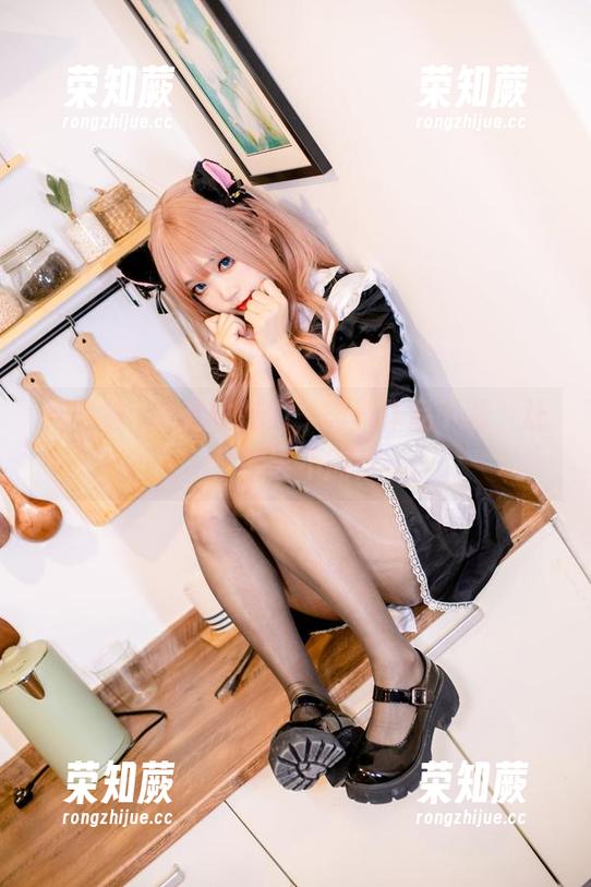 神沢永莉 感受神沢永莉的魅力,肉丝作品下载,让你欲罢不能!