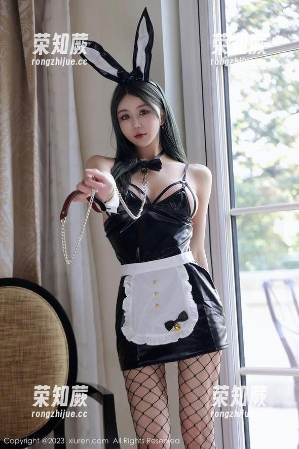 秀人网-Lovely璐璐 秀人网 - 让人捧腹的Lovely璐璐自拍合集,绝对别错过这波画风!