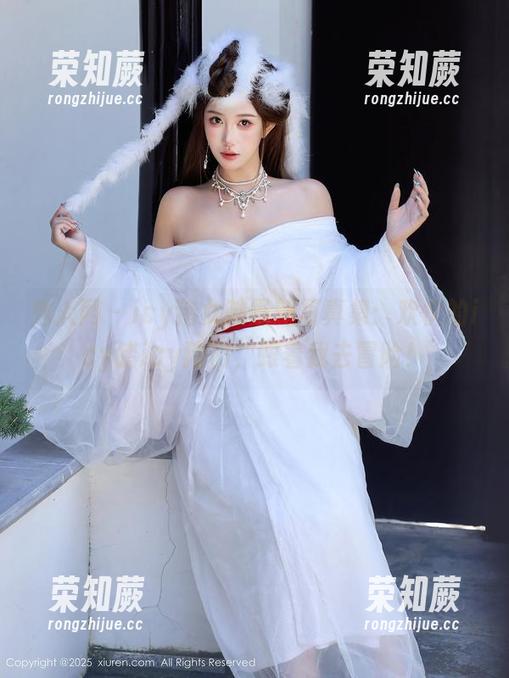 秀人网-icy猪 秀人网 - icy猪女孩最新写真集:欢快的icy猪icy猪们,跟着我去冒险!