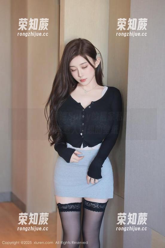 秀人网-夏诗诗Sally 秀人网 - 夏诗诗Sally的居家私藏合集:那些惹人遐想的壁纸