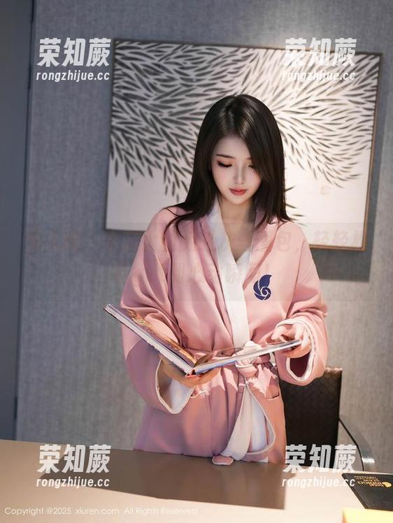 秀人网-大白兔吖 秀人网 - 全套大白兔吖灰丝图包,轻轻松松get到心动瞬间!