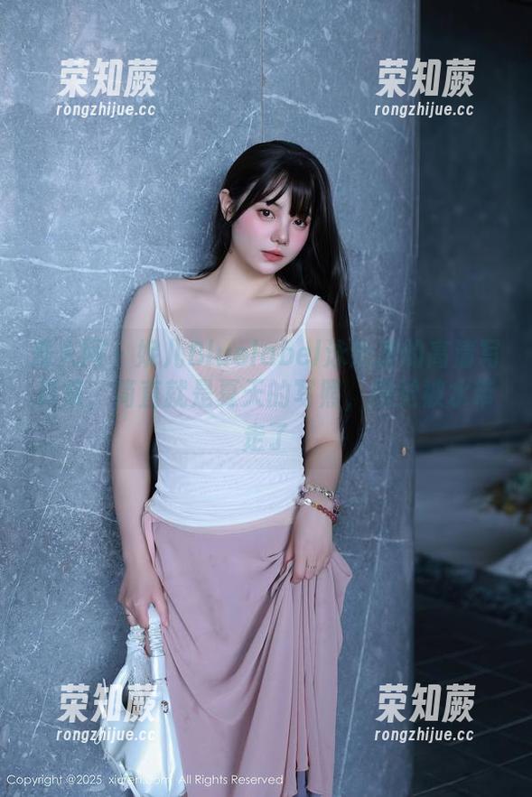 秀人网-妮儿Bluelabel 秀人网 - 妮儿Bluelabel泳池里的高清写真集,简直就是夏天的写照,感觉被水带走了