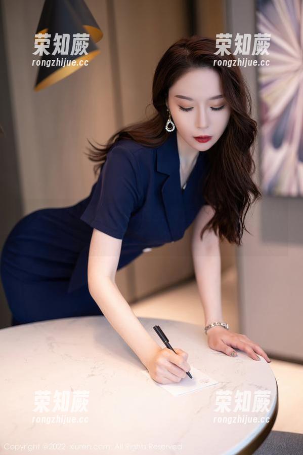 秀人网-娜娜子呀 秀人网 - 娜娜子呀的全套蕾丝作品,仿佛在讲述一个秘密