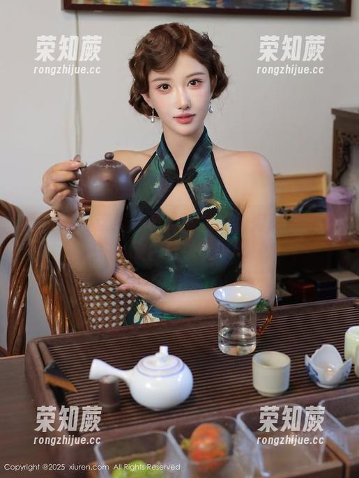 秀人网-小肉肉咪 秀人网 - 这组高清资源真是小肉肉咪的奶牛心血,快来围观吧!