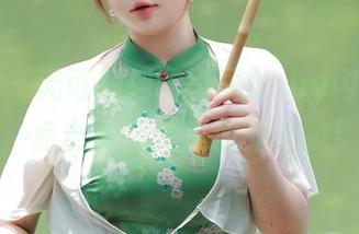 秀人网 – 无可抵挡的小雨baby内衣美图，点击反馈的是你的心跳！