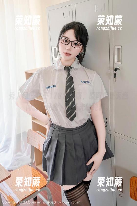 秀人网-柚子178 秀人网 - 柚子178水手服,原图像是无意间的不经意,无圣光的纯粹。