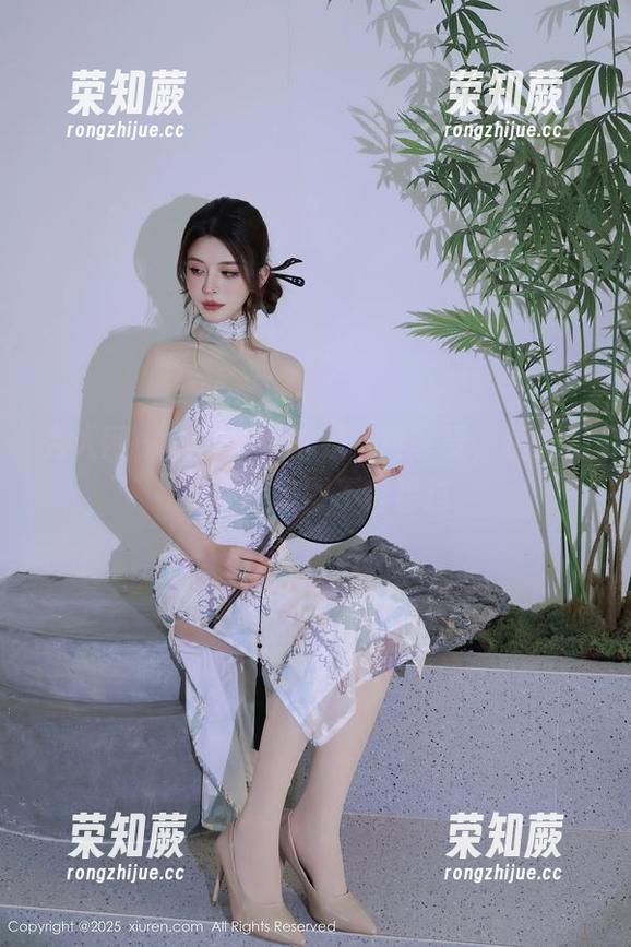 秀人网-桓淼淼 秀人网 - 每次更新都是一种享受,桓淼淼的制服美图不容错过