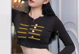 秀人网 – 体操服写真：沈欢欣带来的轻盈与欢愉