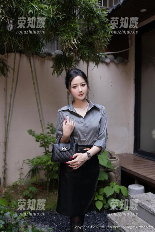 秀人网-龙女宝宝 秀人网 - 探秘龙女宝宝的和服套图资源,平静中透着一丝撩拨!