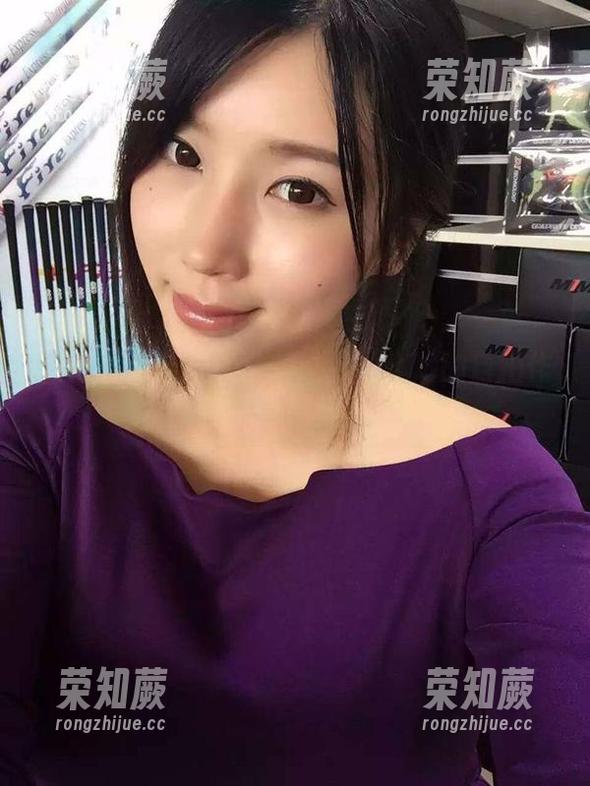 紫色哒豚豚 微密圈 - 自恋的紫色哒豚豚:她的自拍作品真是让人着迷啊!