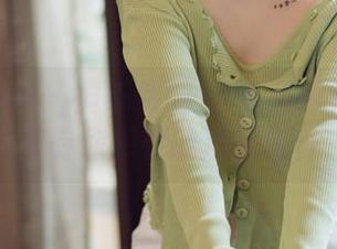 花漾show – 黄乐然的JK私房风情：图集里有你想要的所有感受