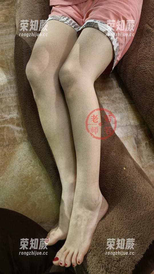 若若老师 微密圈 - 若若老师和服全套图包,里面藏着的不只是布料,还有小秘密!