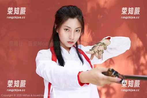 蜜桃社-萌美Moemi 蜜桃社 - 萌美Moemi的浴室魔法合集:看这些图包,仿佛自己也置身于那个水雾中!