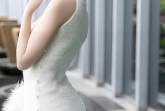 语画界 – Angela小热巴蕾丝旗袍套图：在光影中转身，那种魅惑简直让人晕倒！