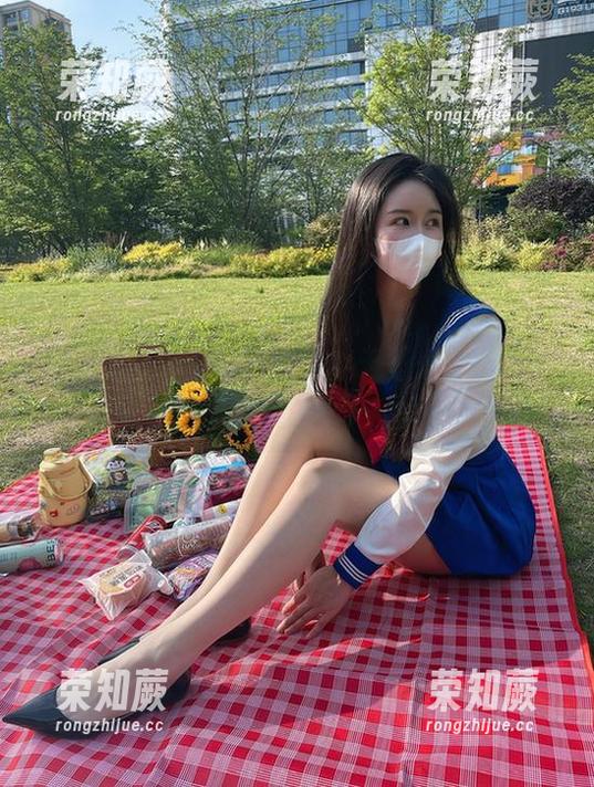 软妹小九九 微密圈 - 软妹小九九奶牛无圣光大合集:保留了一点调皮,少了一点光芒!