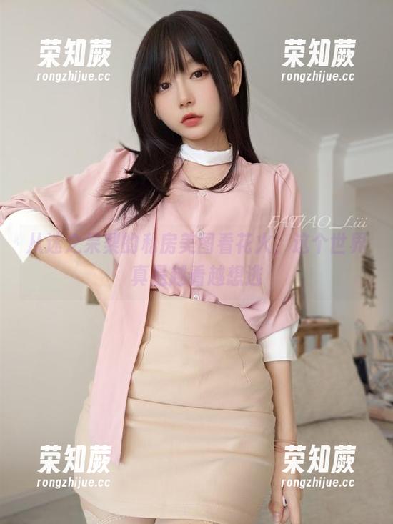 迷之呆梨 从迷之呆梨的私房美图看花火,这个世界真是越看越想逃