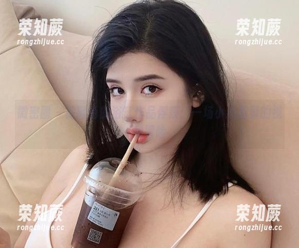 阿色 微密圈 - 被阿色的浴缸作品俘获:一场小心翼翼的视觉冒险