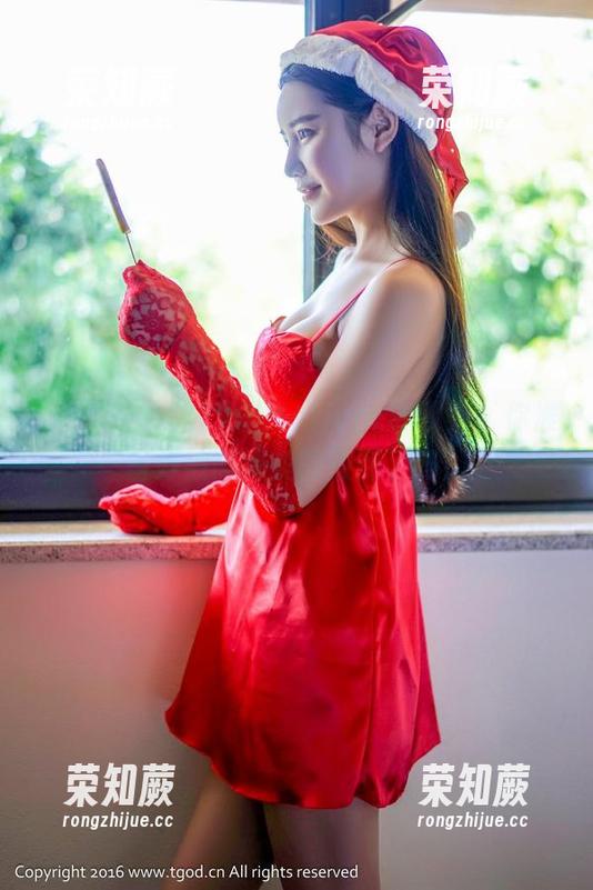 青豆客-嘉宝贝儿Vetiver 青豆客 - 嘉宝贝儿Vetiver的夏天,你准备好被高清美图撩到了吗?