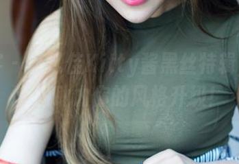 青豆客 – 施忆佳Kitty酱黑丝特辑，免费套图助力你的风格升级！