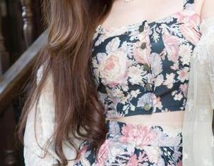 魅妍社 – 图包更新啦！赵欢颜Jessica穿着制服等待你的欣赏，快来围观！